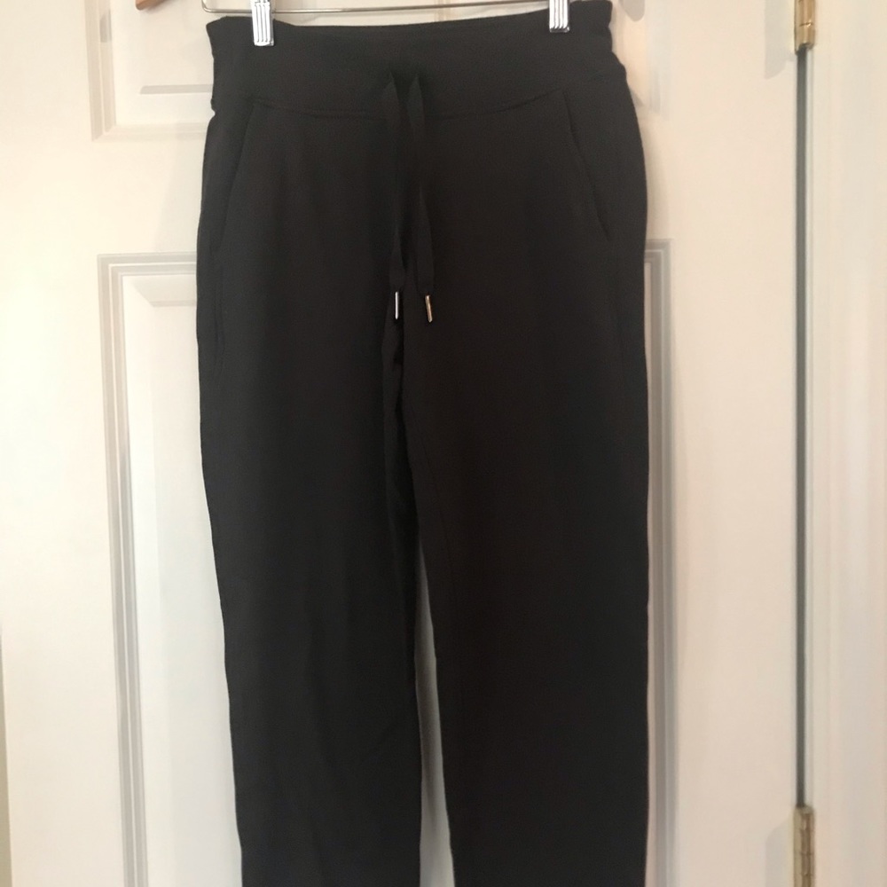 Lululemon women’s jogger